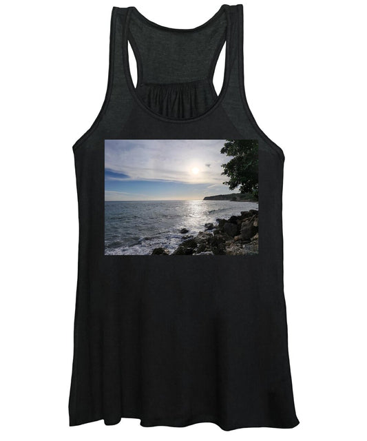 Serene Coastal Sunset View - Women's Tank Top